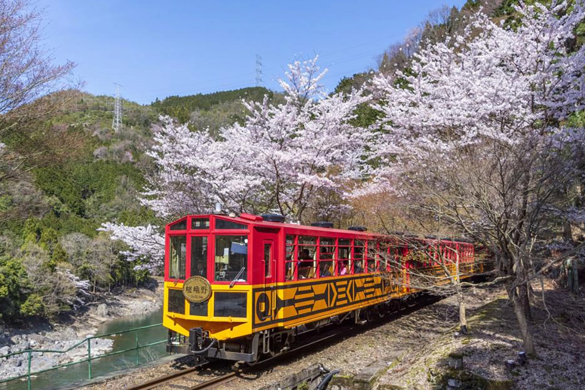 Sagano Scenic Railway