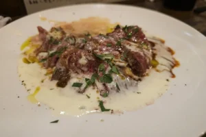 Beef with White Sauce